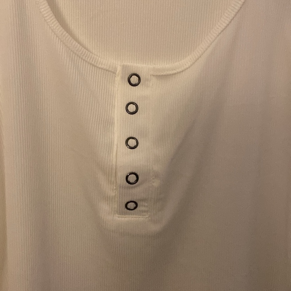 Chic Me Ribbed Tank Top - Picture 3 of 6